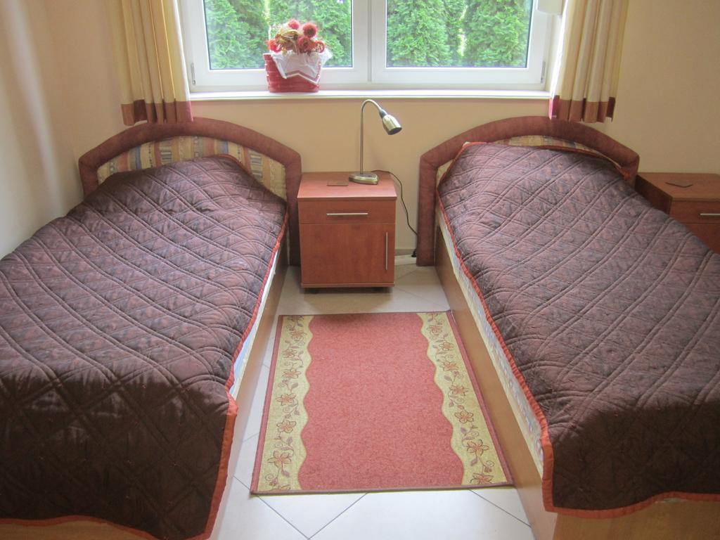 Villa Paradiso Wrocław Extérieur photo